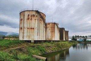 Private E5 biofuel production factories dying due to debt