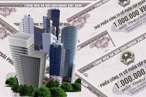 Real estate businesses seek restructuring of overdue, coming due bonds