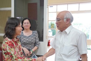 Head Phan Nguyen Nhu Khue directs authorities to ensure children’s schooling