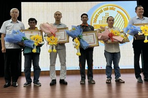 Thu Duc City hails ordinary people who do extraordinary things