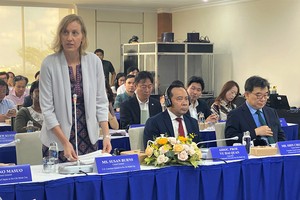 Universities and businesses join hands to train high-tech human resources