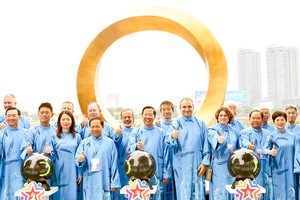 Ho Chi Minh City unveils its International Friendship Symbol