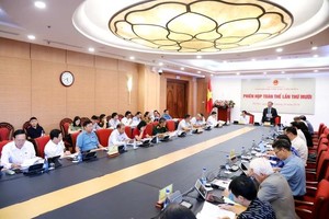 Local leaders' responsibilities in trading of toxic chemicals should be clear