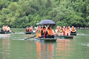 Foreign arrivals in Vietnam hits 12.7 million in nine months