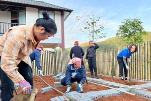 Three households in Lang Nu deny resettlement housing generating public interest
