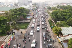 Authorities accelerating development of numerous expressways