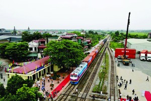 Ministry speeds up progress of Vietnam-China railway projects