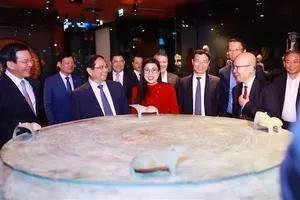 PM visits Quai Branly – Jacques Chirac Museum in Paris