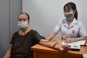 Residents seek continued health insurance support