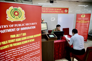 Some 2,234 foreigners in HCMC issued electronic identification