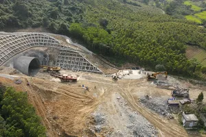 Eight road tunnels on North-South Expressway set for 2026 completion