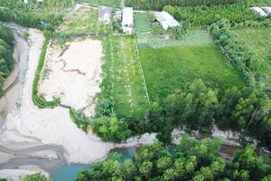 Rampant illegal sand mining causes severe ecological damage 