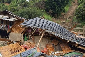 At least six people dead or missing in flash floods in northwestern region