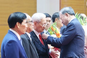 Party chief treasures veteran revolutionaries’ contributions to development