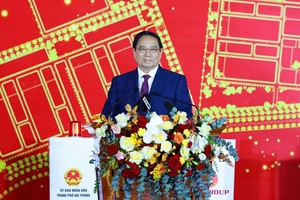 PM attends ground-breaking ceremony for two major projects in Hai Phong city