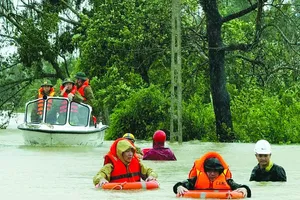 Central region rushes to recover as Bualoi aftermath triggers severe flooding