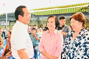 HCMC People’s Committee Chairman listens attentively to every citizen’s concern
