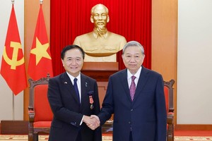 Governor of Japan’s Kanagawa prefecture welcomed in Vietnam