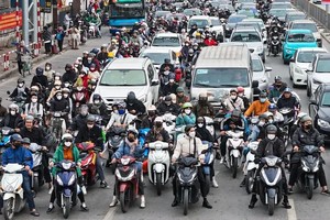 Hanoi proposes low emission zones to curb pollution from motor vehicles