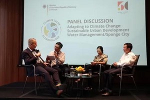 Experts discuss climate adaptation and sustainable urban development in HCMC
