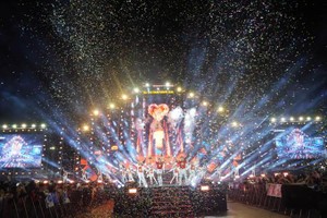 Festive spirit fills cities nationwide as crowds gather for Countdown 2026