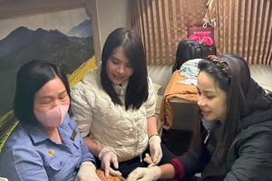 Baby on board: Woman gives birth on SE4 train from Saigon to Hanoi