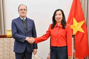 Vietnamese, Russian diplomats discuss measures to boost bilateral collaboration