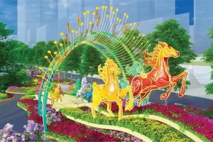 Nguyen Hue Flower Street unveils daytime splendor, nighttime spectacle for Tet