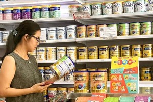 Aptamil infant formula recall sparks parental anxiety over contamination