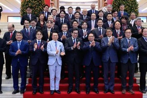 PM urges expanded Japanese investment, technology transfer to Vietnam