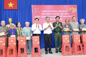 Tet warmth reaches Thanh An Island with 300 gifts for families in need
