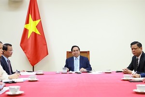 Vietnamese PM holds phone talks with Qatari counterpart
