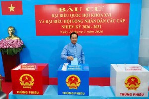 Ho Chi Minh City voters turn out early as national election day commences