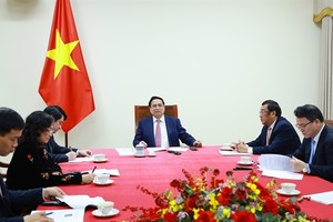 Vietnamese PM holds phone talks with Angolan President