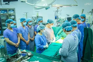 Vietnam achieves first-ever domino organ transplant