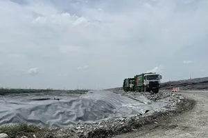 HCMC deploys automated weighing system at waste treatment facilities