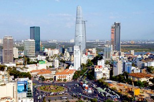 HCMC commits to cutting administrative processing time by half