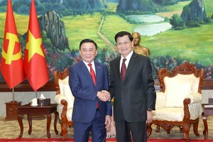 Key Vietnamese Party official meets with top Lao leader in Vientiane