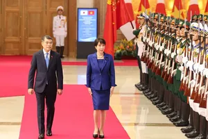 Vietnamese PM hosts welcome ceremony for Japanese counterpart