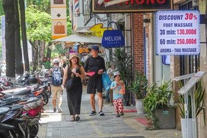 Da Nang clears sidewalks, struggles to balance order and livelihoods