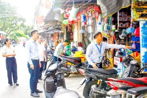 Ho Chi Minh City innovates to restore sidewalk order