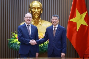 Prime Minister receives Russian Ambassador to Vietnam