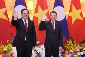 Vietnamese PM hosts welcome ceremony for Lao counterpart