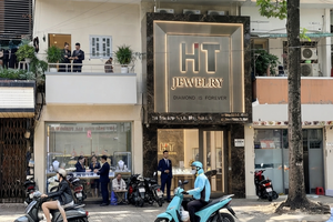 Diamond shops halt buybacks, exposing legal gaps in Vietnam’s market