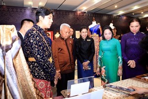 Thailand's top legislator attends exhibition marking bilateral diplomatic ties
