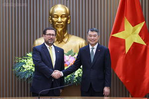 Prime Minsiter receives Chilean Foreign Minister