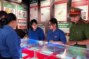 Ho Chi Minh City strengthens community fight against drug crime