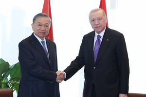 Top leader meets with Turkish President on UNGA 81 sidelines