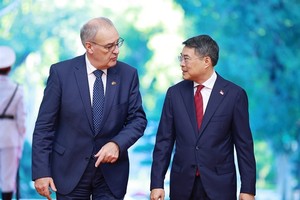 Vietnam, Switzerland to turn education, sci-tech into cooperation focus