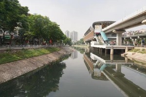  Hanoi steps up efforts to restore four inner-city rivers